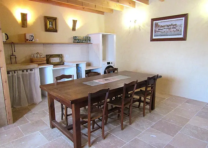 Lowry, Villeblanche * La Chapelle-Pouilloux