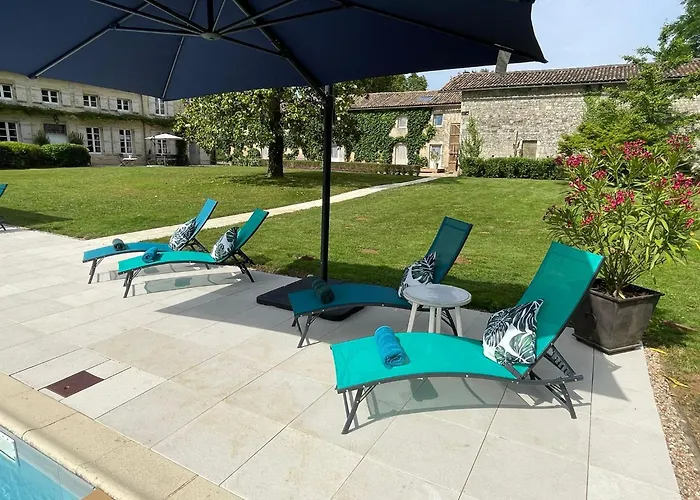 Casa vacanze Lowry, Villeblanche La Chapelle-Pouilloux